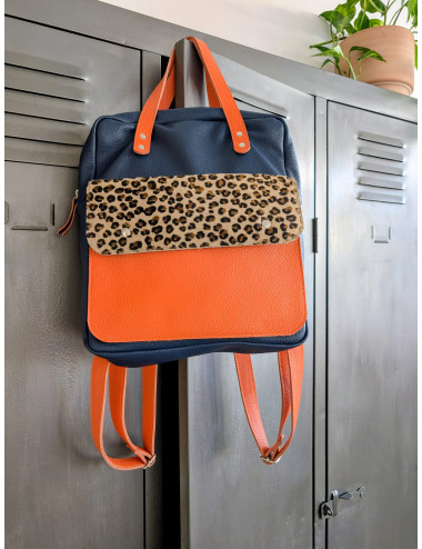 Sac à dos bleu, orange et...